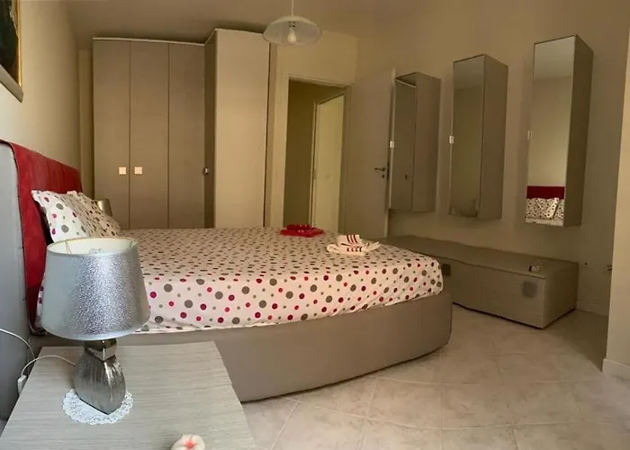 Modern In The Heart Of History * Syracuse